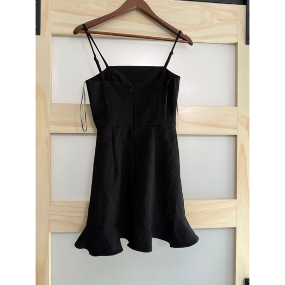 French Connection Little Black Dress Women’s Size 0 Fit & Flare Ruffle Hem - Picture 3 of 5
